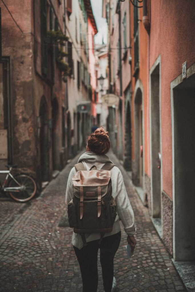 Budget travel tips young adventurers