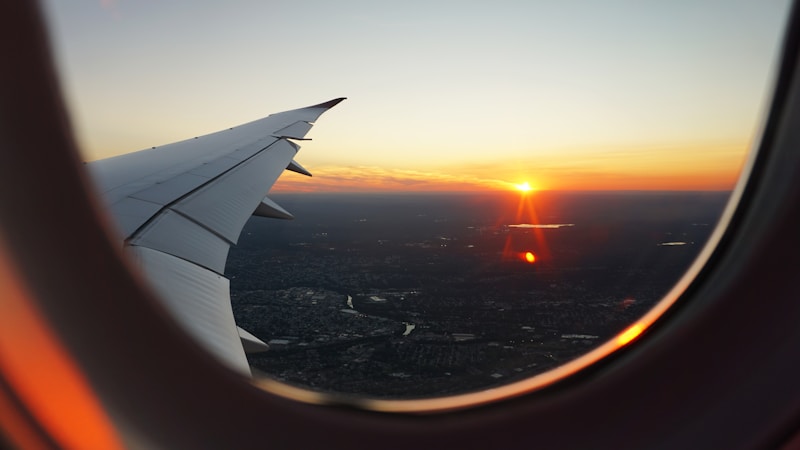 best travel eSIMs tips for travelers